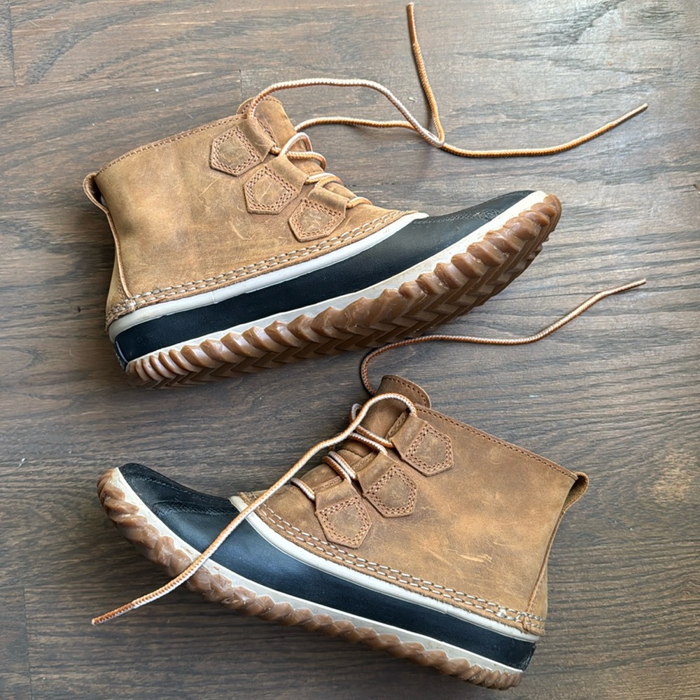 sorel out ‘n about waterproof boots